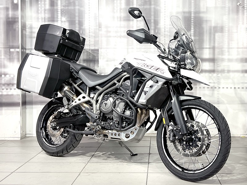 Triumph Tiger 800 XCA ABS White usata - moto crossover