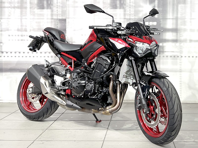 Kawasaki Z 900 Red usata - moto naked