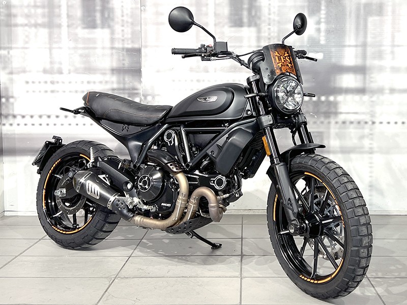 Ducati Scrambler 800 Icon Dark usata - moto scrambler