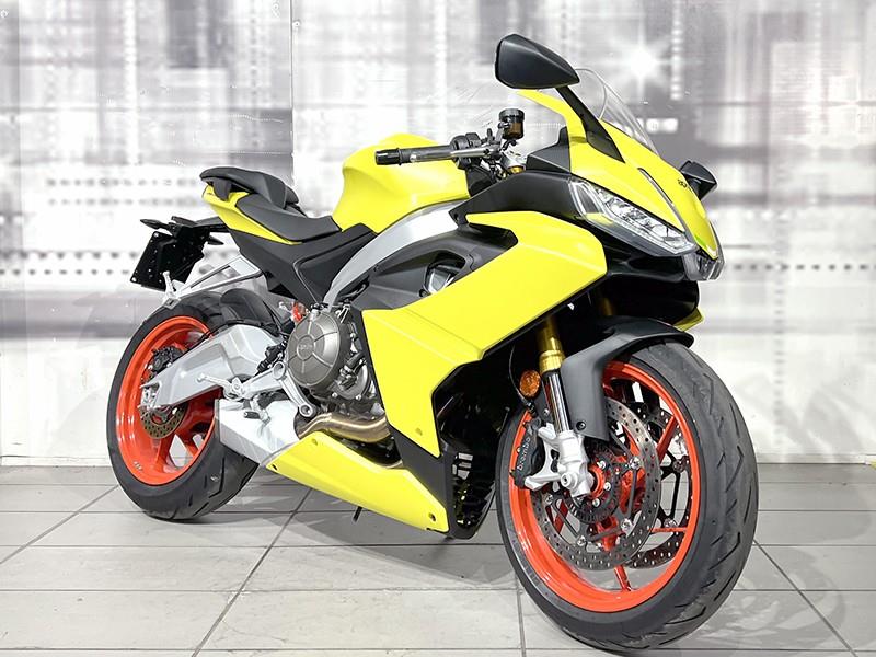 Aprilia RS 660 A2 Acid Gold usata - moto sportive