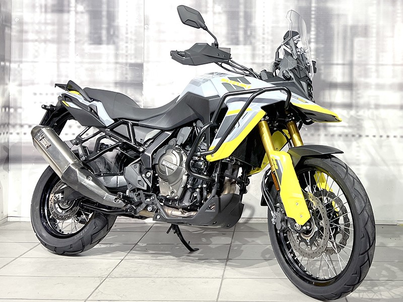 Suzuki V-Strom 800 DE Grigio/Giallo usata - moto crossover