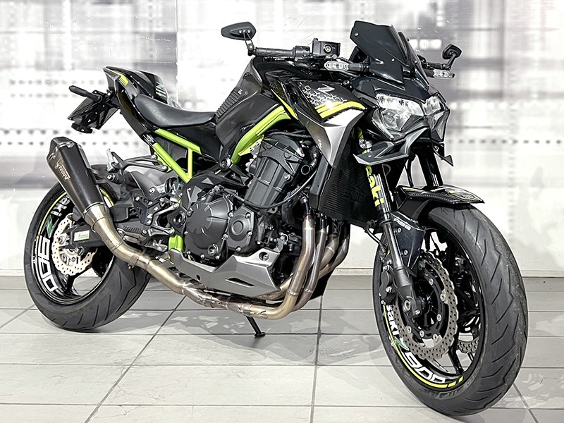 Kawasaki Z 900 A2 depotenziata Green/Black usata - moto naked
