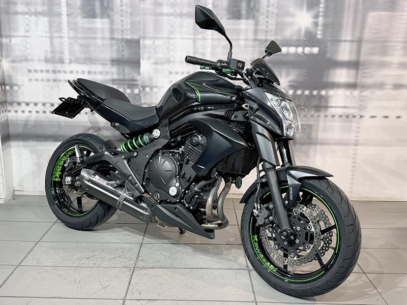Kawasaki ER-6n ABS Metallic Carbon Gray/ Black usata - moto naked