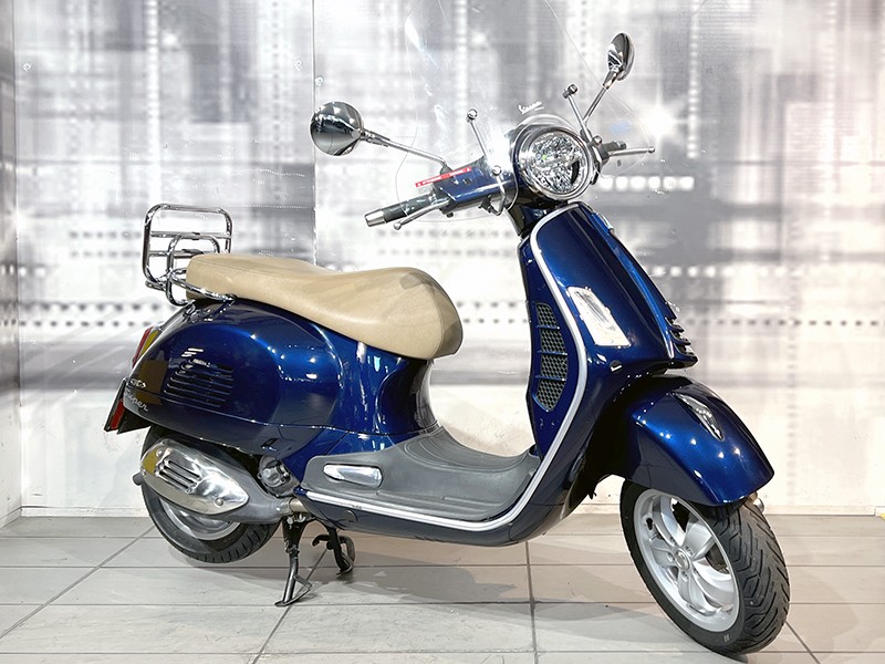 Piaggio Vespa GTS 300 HPE ABS Blu Energia usata - moto scooter maxiscooter