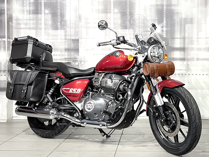 Royal Enfield Super Meteor 650 Celestial Red usata - moto custom