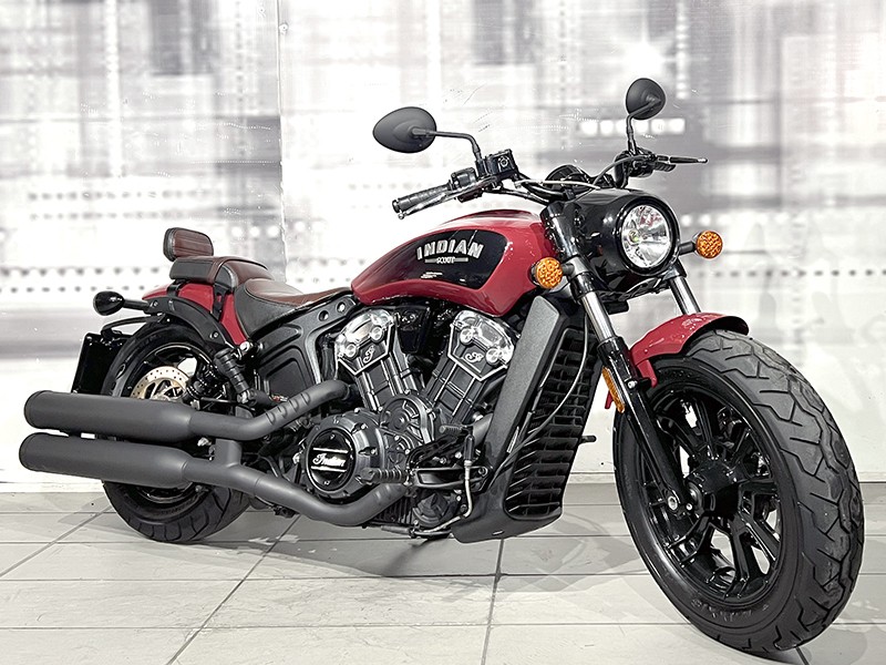 Indian Scout Bobber Indian Motorcycle Red usata - moto custom
