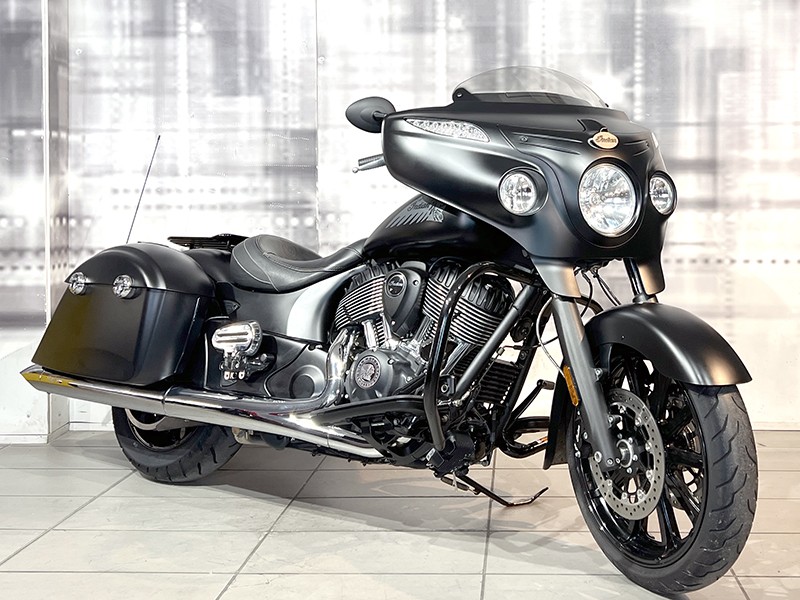Indian Chieftain Dark Horse usato del 2019 Thunder Black Smoke