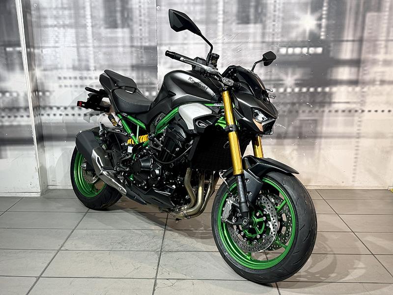 Kawasaki Z 900 SE Graphite Gray/Green nuova - moto naked