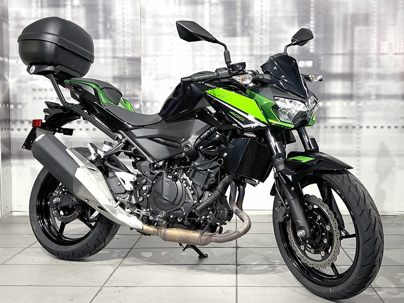 Kawasaki Z 400 Green usata - moto naked