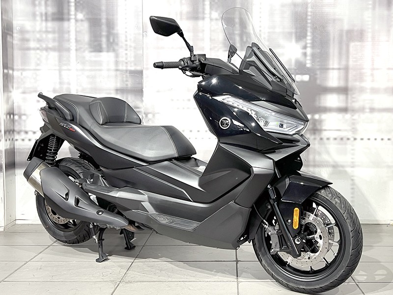 Voge Sfida SR4 MAX Dark Olive Metallic usata - moto scooter maxiscooter