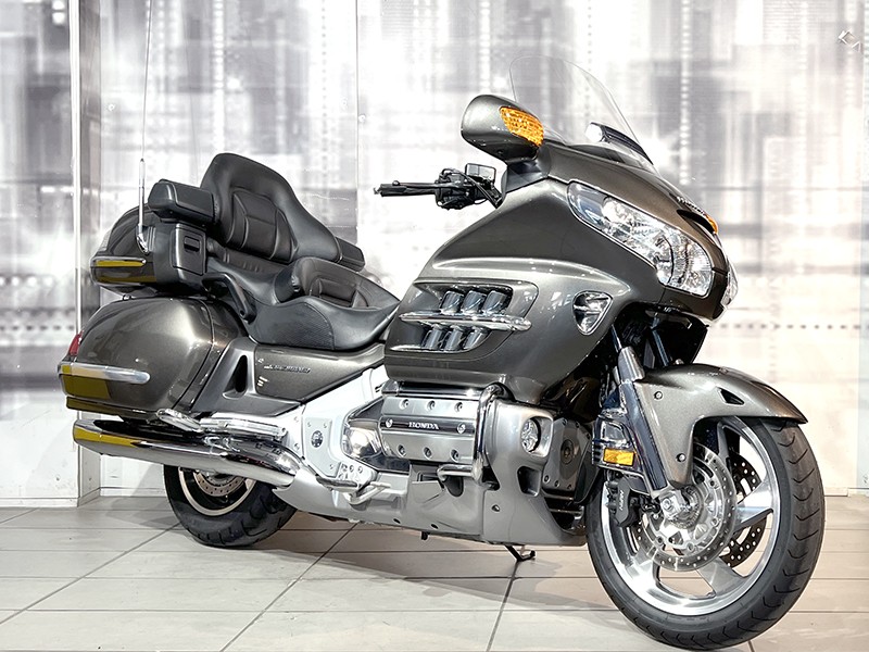 Honda Gold Wing GL 1800 Antracite usata