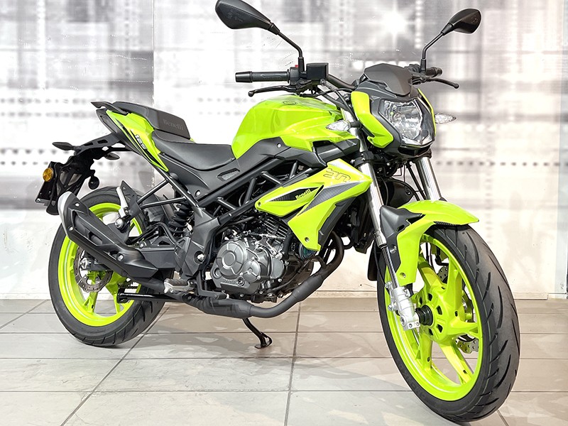 Benelli BN 125 usato del 2022 Flash Green
