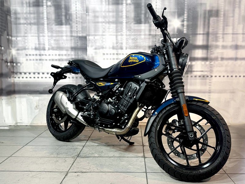 Royal Enfield Guerrilla 450 Twilight Blue nuova - moto naked