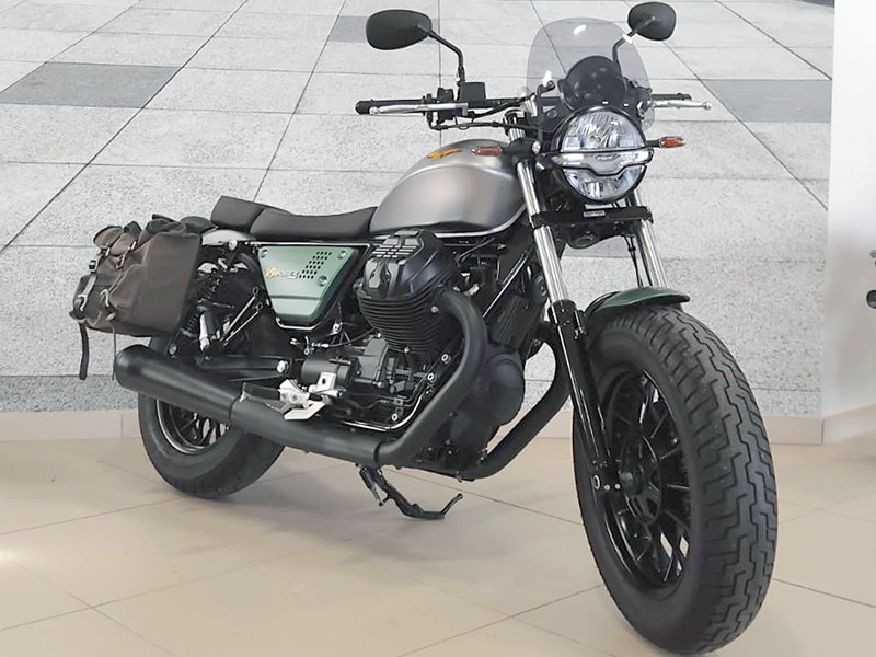 Moto Guzzi V9 Bobber Centenario Centenario usata - moto scrambler