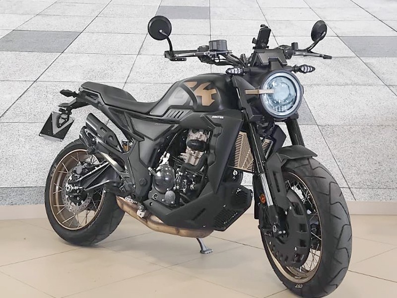 Zontes ZT 350 GK Black usata - moto naked