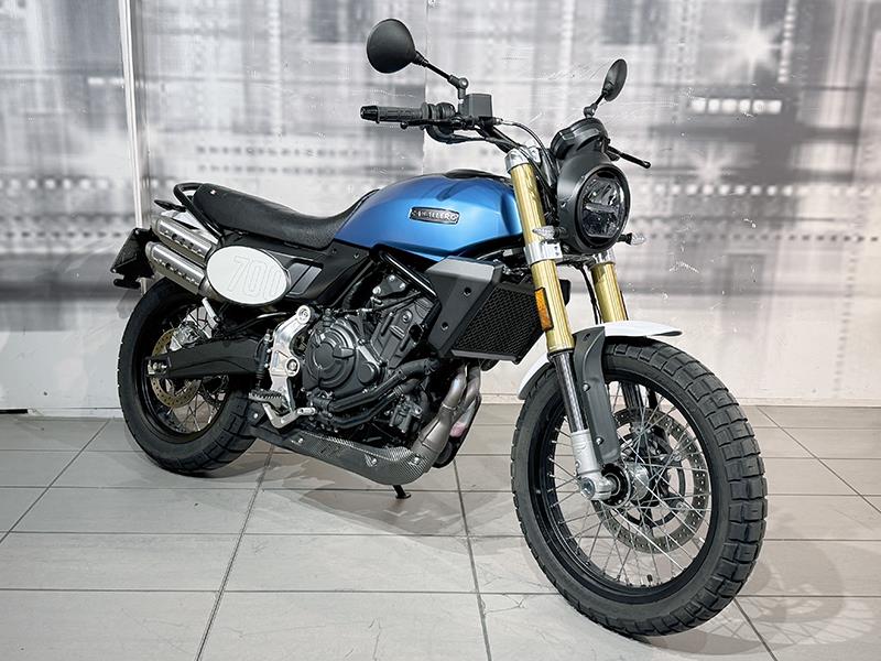 Fantic Motor Caballero Scrambler 700 Azzurro usata