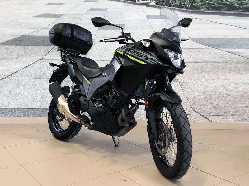 Kawasaki Versys-x 300 Gray usata - moto crossover