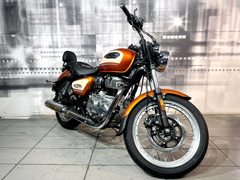 Royal Enfield Meteor 350 Sundowner Orange nuova - moto custom
