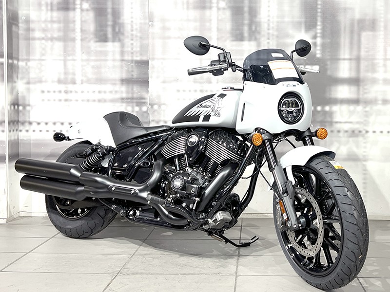 Indian Sport Chief Ghost White Metallic Smoke nuova