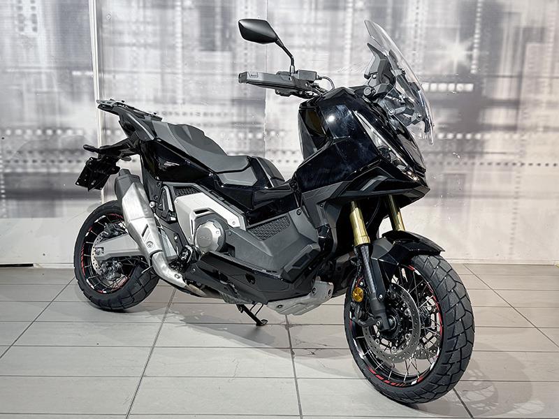 Honda X-ADV Black usata - moto scooter maxiscooter