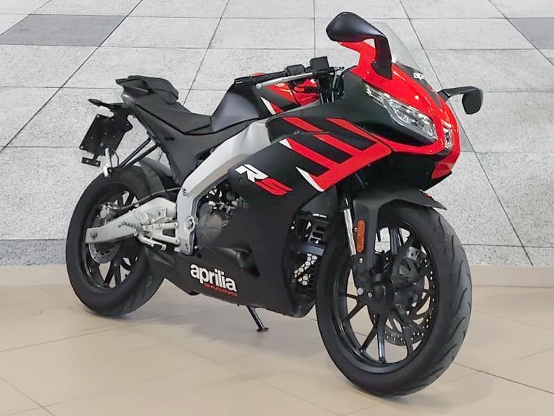 Aprilia RS 125 Aprilia Black usata