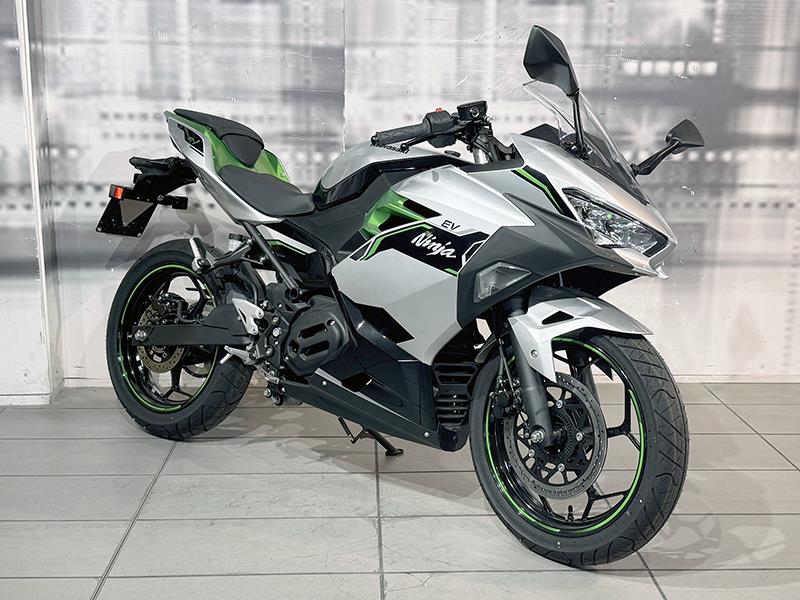 Kawasaki Ninja e-1 Silver - ECOBONUS aziendale