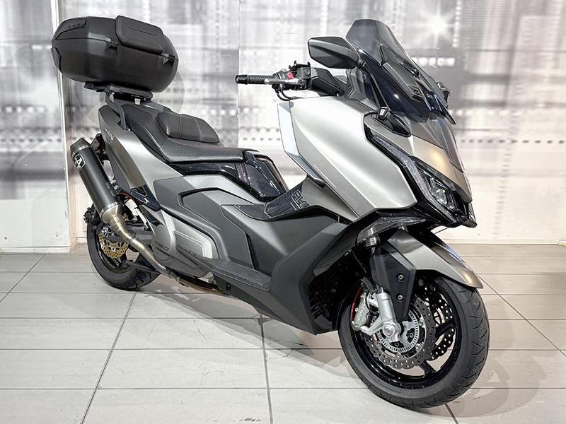 Kymco AK 550 Premium ETS E5 Sabbia Scalve Opaco usata