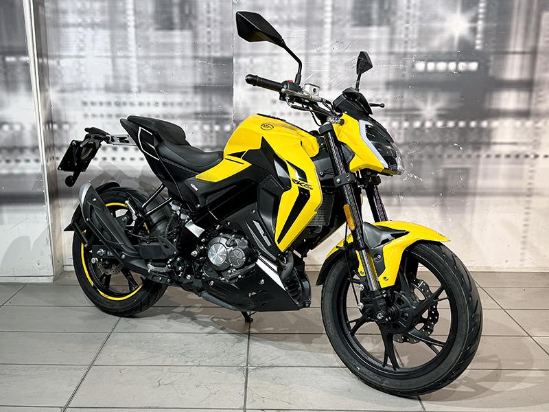 Keeway RKF 125 Giallo usata - moto naked