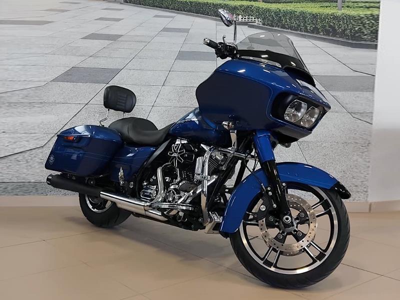 Harley Davidson Road Glide Special 1690 Blu usata