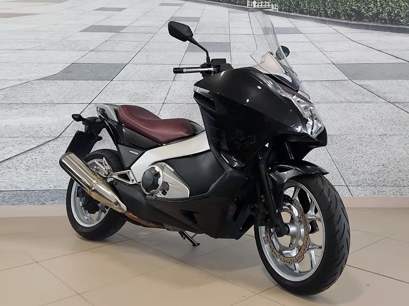 Honda Integra 700 Nero usata - moto scooter maxiscooter