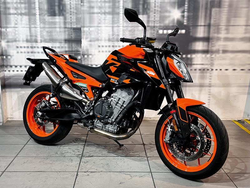 KTM Duke 890 GP Arancione usata - moto naked