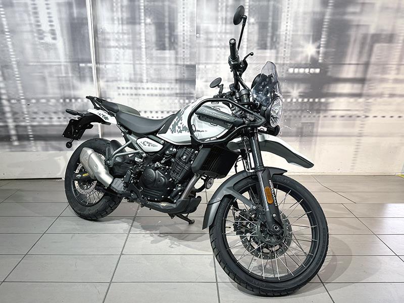 Royal Enfield Himalayan 450 Kamet White Tubeless usata