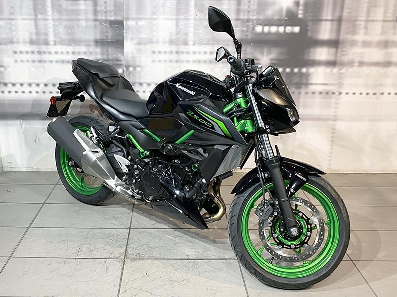 Kawasaki Z 500 SE Ebony/Gray usata