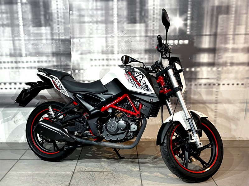 Ksr Moto GRS 125 Bianco usata - moto naked
