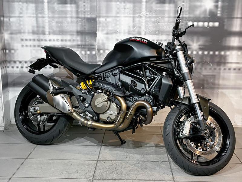 Ducati Monster 821 ABS Nero usata