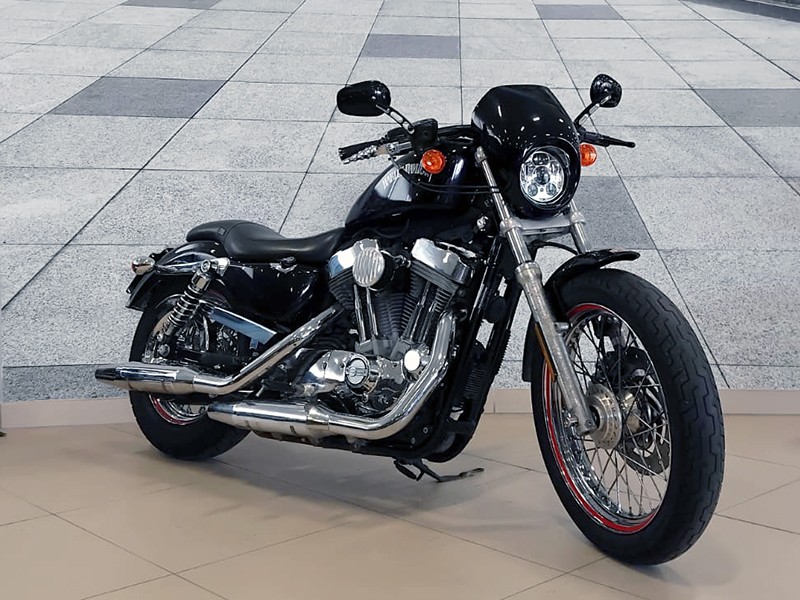 Harley Davidson XL 883  Sportster Nero usata - moto custom
