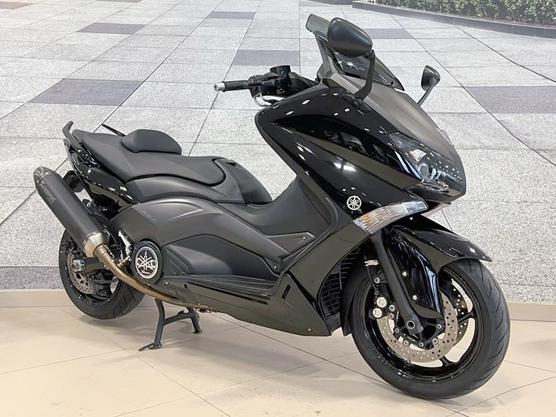 Yamaha TMax 530 Nero lucido usata